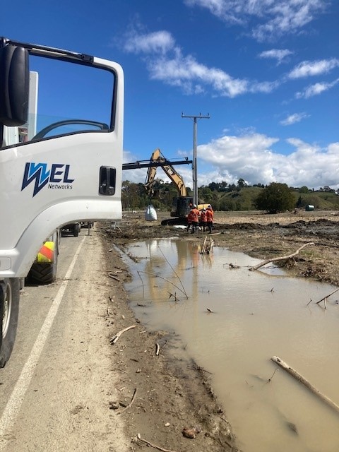 WEL Crews in Good Spirits